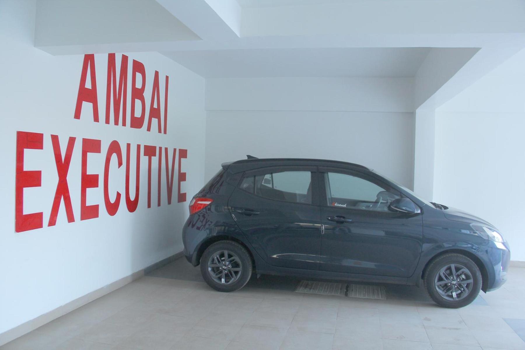 Hotel Ambai Executive Tuljapur Ngoại thất bức ảnh